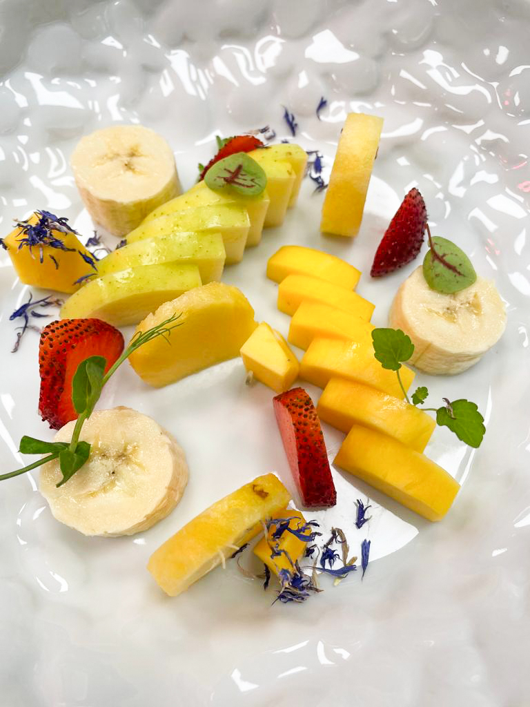 SELECTION OF SEASONAL FRUITS