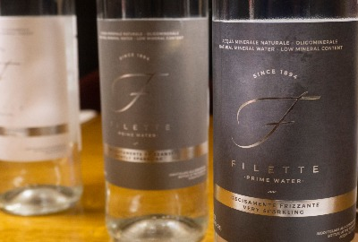 Gently Sparkling Filette Water