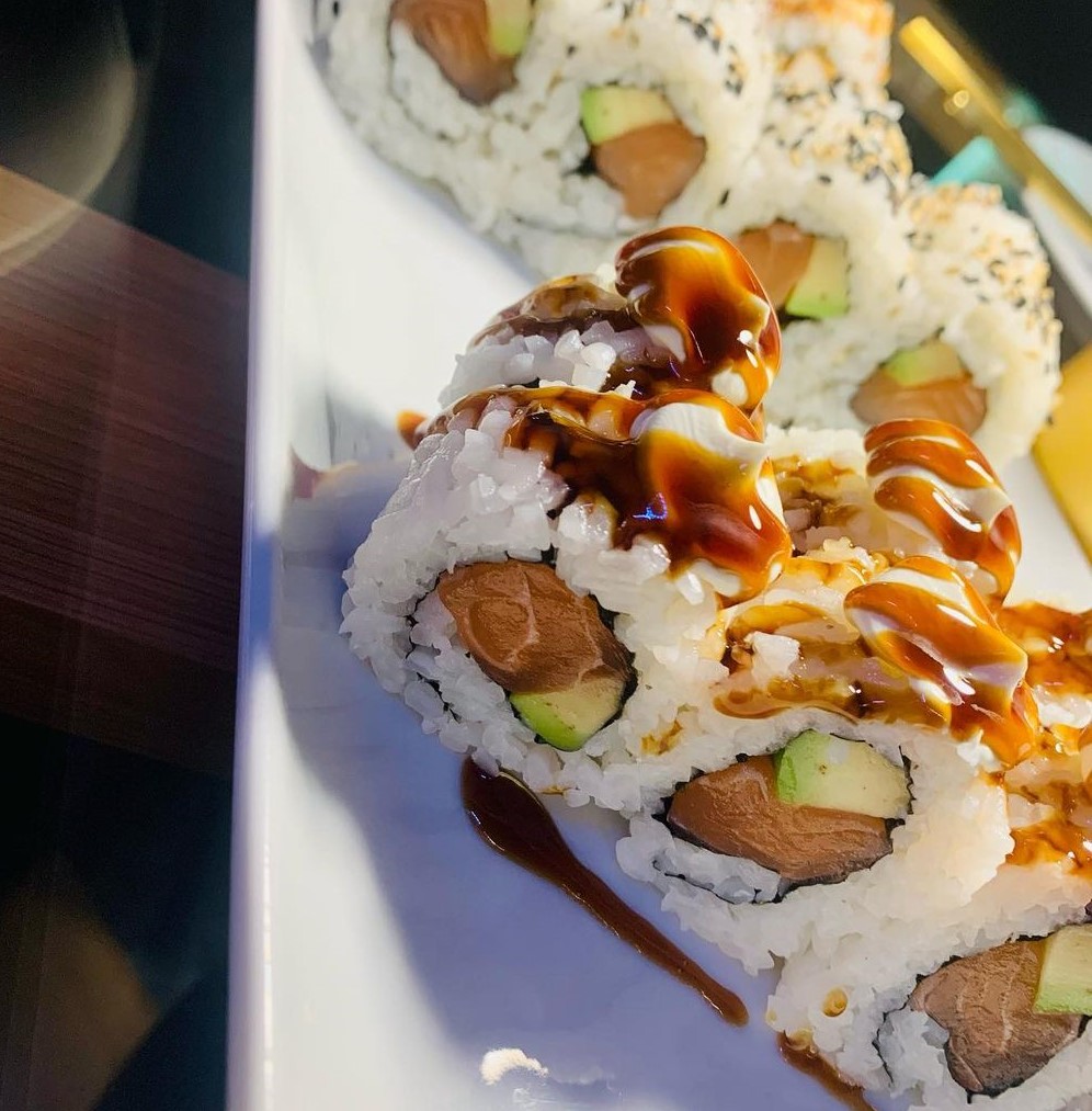 SAKE ROLL 8PCS